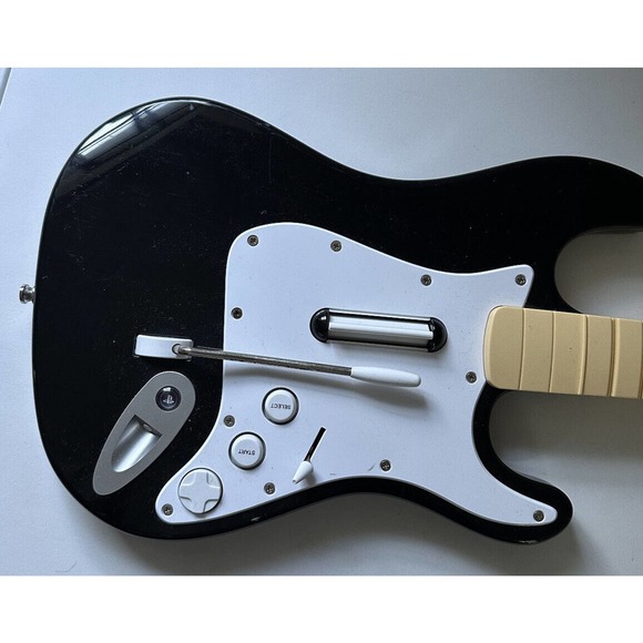 Rock Band Guitar Fender Stratocaster Harmonix 822151 PS3 No Dongle No Strap - Picture 2 of 9